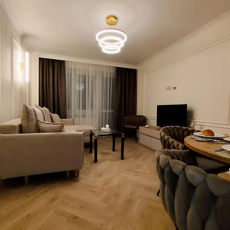 Merino Close Center *