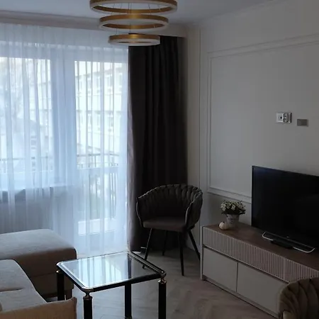 Merino Close Center *