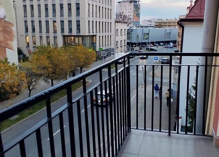 Merino Close Center * Ряшів